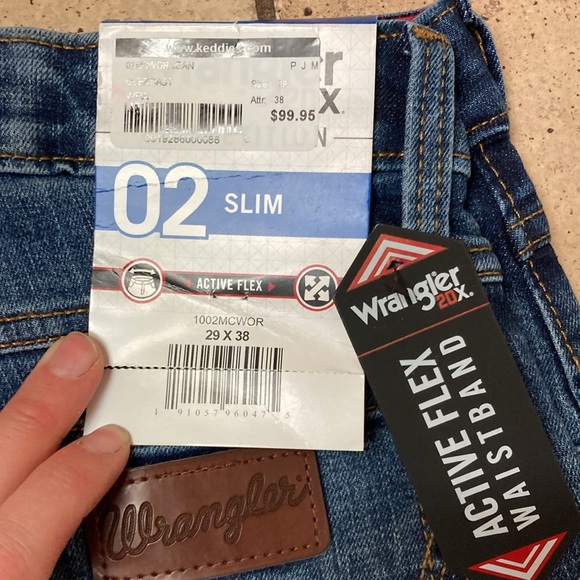 20X Wrangler, size 29/38 slim - Picture 2 of 10